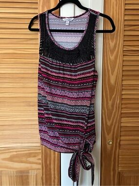 Sleeveless Pink Patterned Tie-Hem Tank Top size large